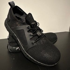The Invincible Shoe - Defender
